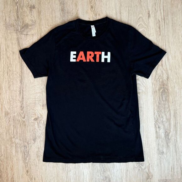 Canvas Earth Art Graphic T-Shirt Black Red White Large Environmental Tee - Picture 1 of 5